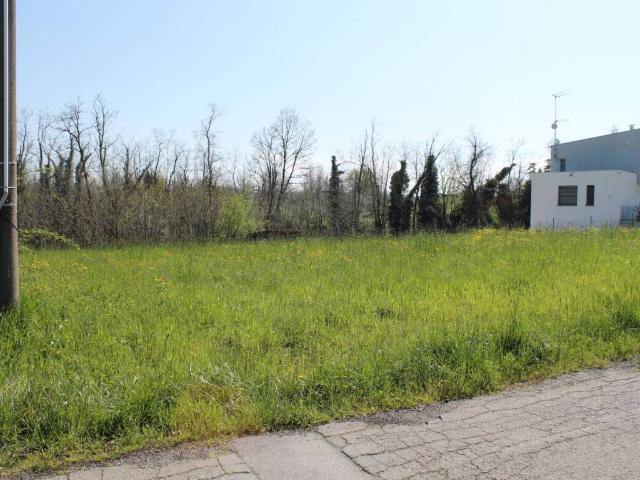 Terreno in vendita a Lesignano De' Bagni, Reggio Emilia