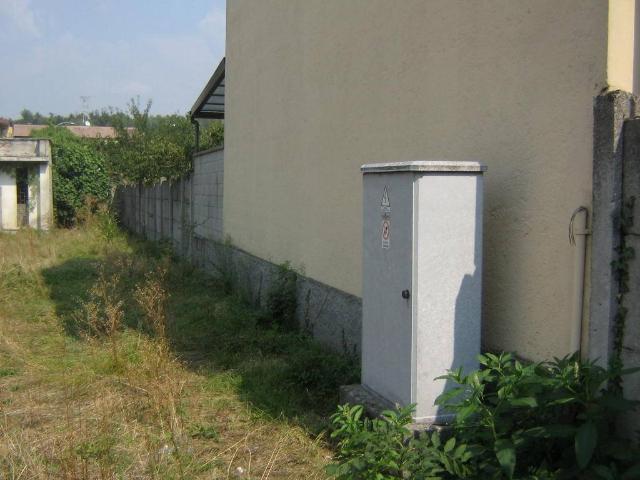 Terreno in vendita a Lesmo, Lombardia