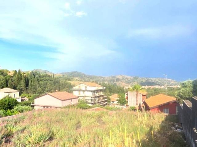 Terreno in vendita a Castiglione Di Sicilia, Sicilia