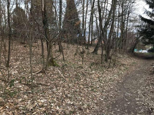 Terreno in vendita a Lipomo, Como