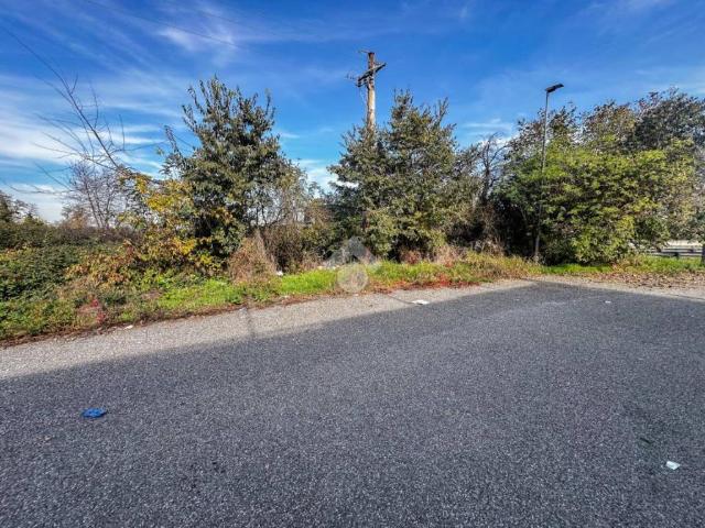 Terreno in vendita a Lissone, Lombardia