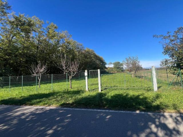 Terreno in vendita a Locate Varesino, Como