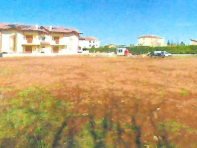Terreno in vendita a Lomazzo di Sopra, Lomazzo