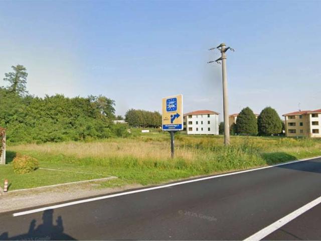 Terreno in vendita a Lomazzo, Lombardia