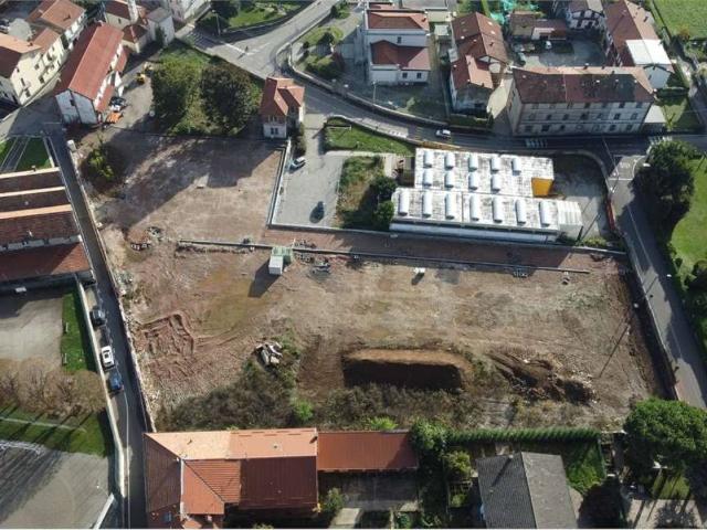 Terreno in vendita a Lomazzo, Como