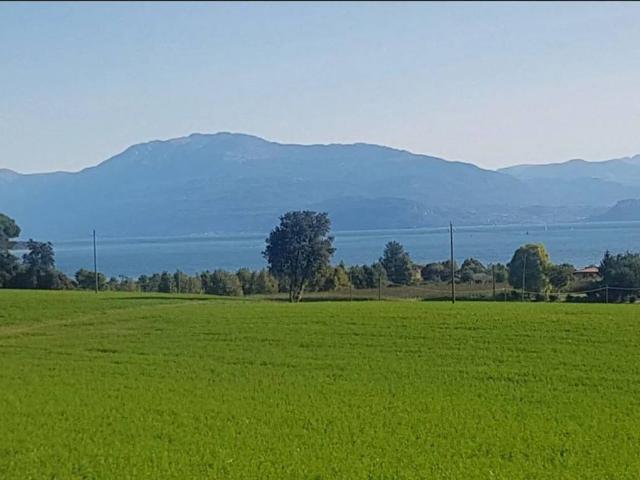 Terreno in vendita a Lonato, Lombardia