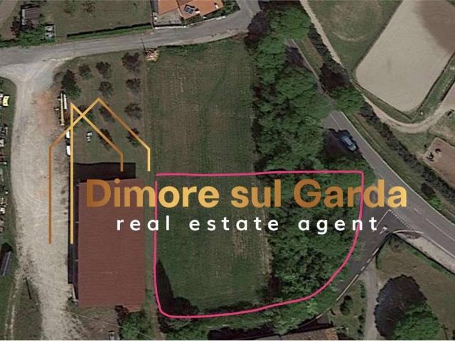 Terreno in vendita a Lonato, Lombardia