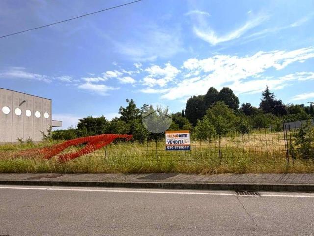 Terreno in vendita a Lonato, Lombardia