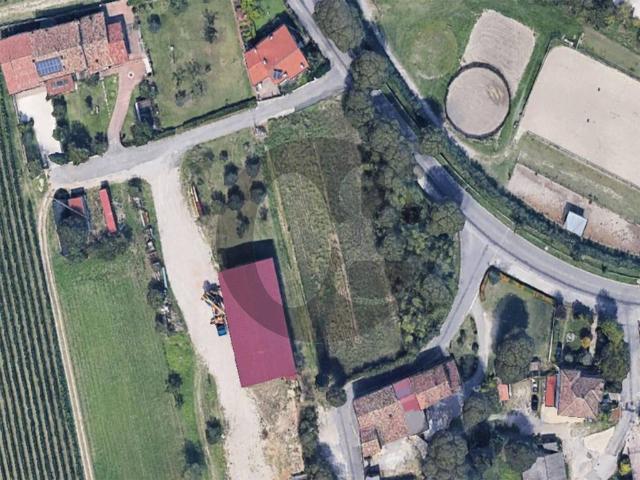 Terreno in vendita a Lonato, Lombardia