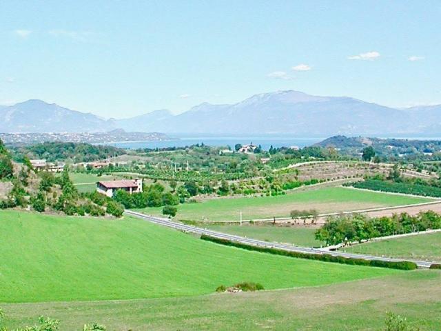 Terreno in vendita a Lonato, Brescia