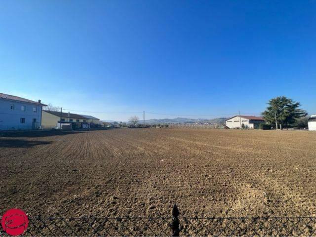 Terreno in vendita a Longiano, Reggio Emilia