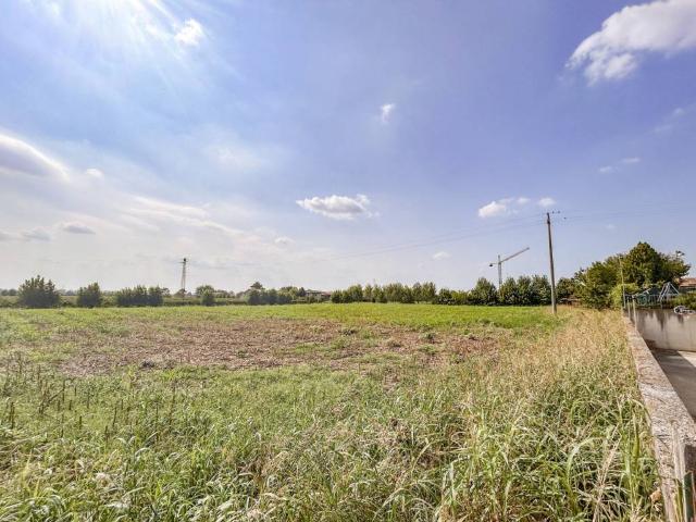 Terreno in vendita a Madonna di Lonigo, Lonigo