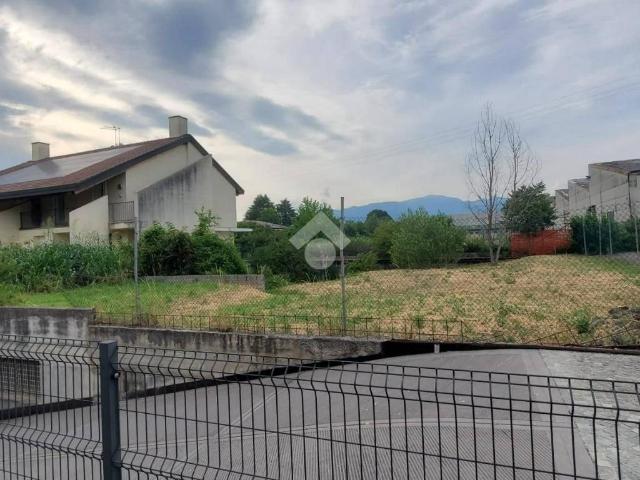 Terreno in vendita a Fonte, Loria