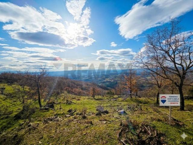 Terreno in vendita a Loro Ciuffenna, Toscana