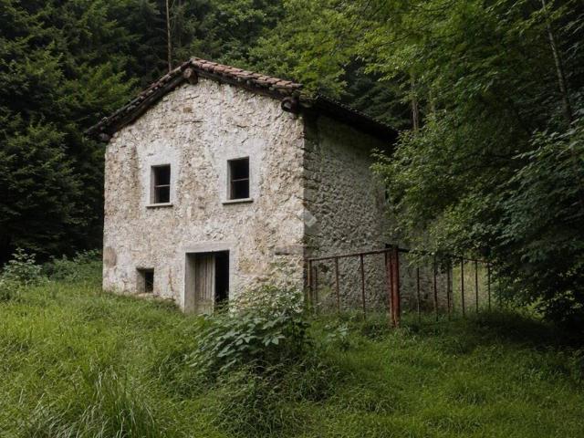 Terreno in vendita a Comunità montana della valle Camonica, Losine
