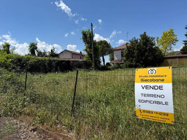 Terreno in vendita a Lungavilla, Lombardia
