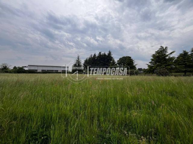 Terreno in vendita a Lurago Marinone, Lombardia