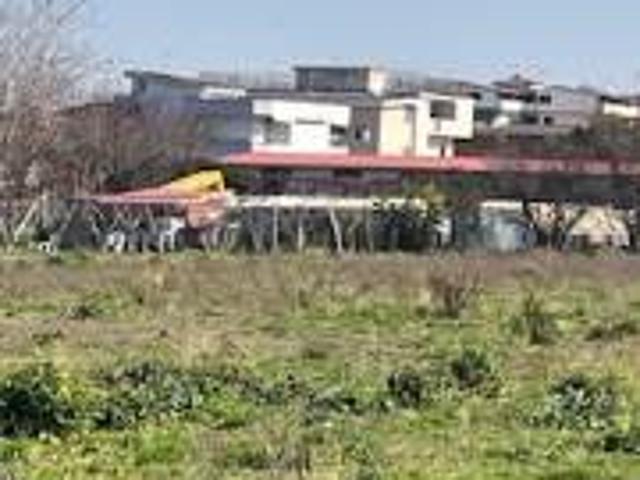 Terreno in vendita a Lusciano, Campania