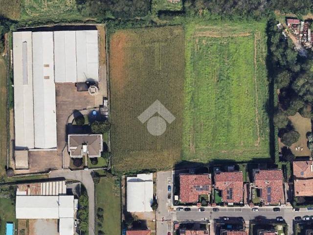 Terreno in vendita a Macherio, Lombardia
