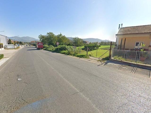 Terreno in vendita a Maddaloni, Campania