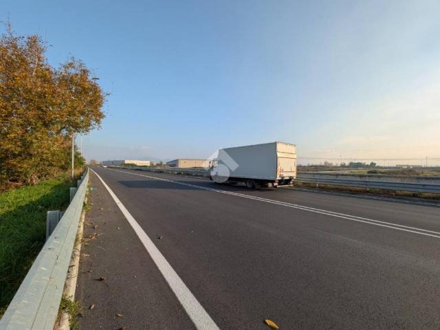Terreno in vendita a Marcianise, Campania