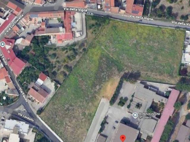 Terreno in vendita a Maddaloni, Campania