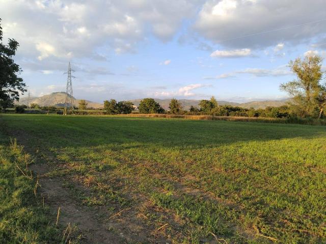 Terreno in vendita a Maddaloni, Campania