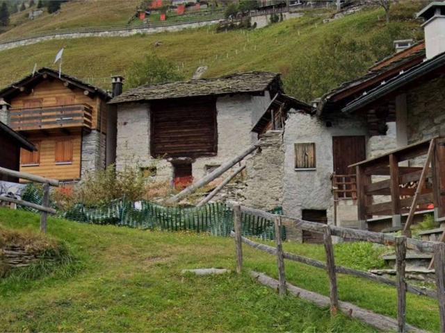 Terreno in vendita a Comunità montana della Valchiavenna, Madesimo