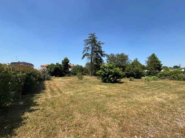 Terreno in vendita a Magnago, Lombardia