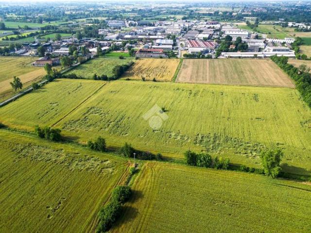 Terreno in vendita a Manerbio, Lombardia