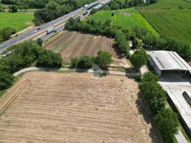 Terreno in vendita a Manerbio, Lombardia