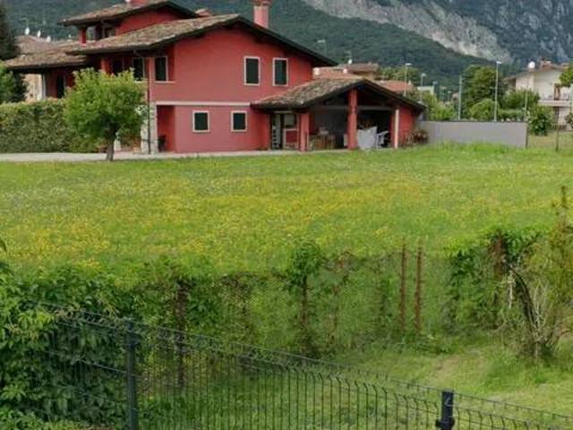 Terreno in vendita a Maniago, Friuli-Venezia Giulia