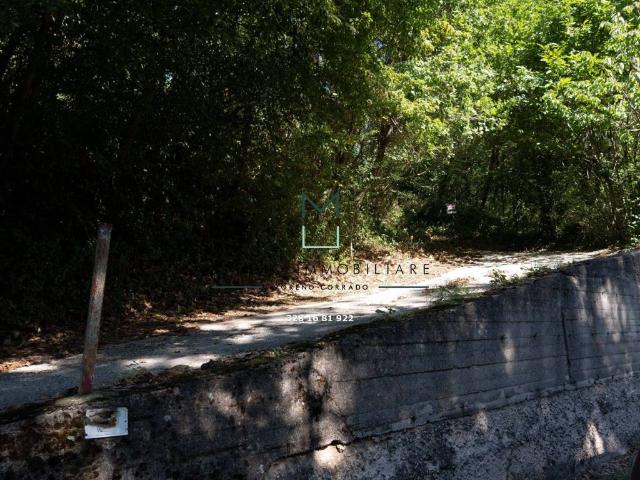Terreno in vendita a Manocalzati, Campania