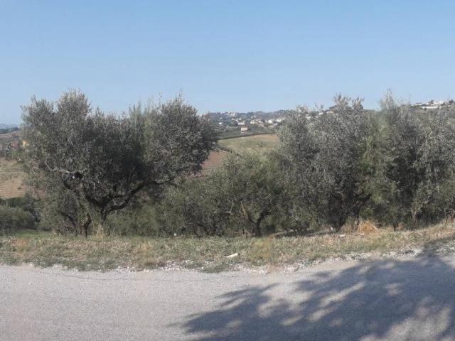 Terreno in vendita a Manoppello, Abruzzo