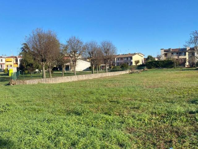 Terreno in vendita a Angeli, San Giorgio Di Mantova