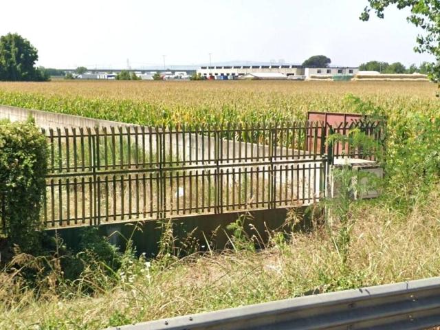 Terreno in vendita a Marcianise, Campania