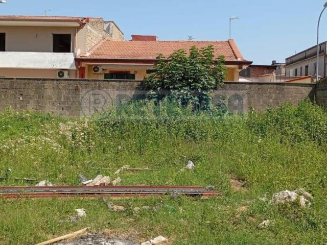 Terreno in vendita a Marcianise, Campania