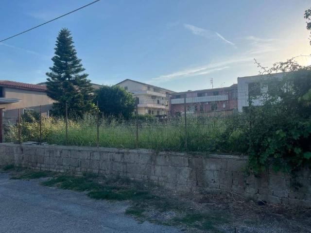 Terreno in vendita a Marcianise, Campania