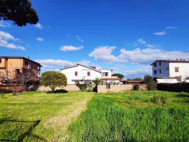 Terreno in vendita a Marcianise, Campania