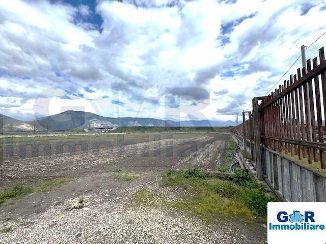 Terreno in vendita a Marigliano, Campania
