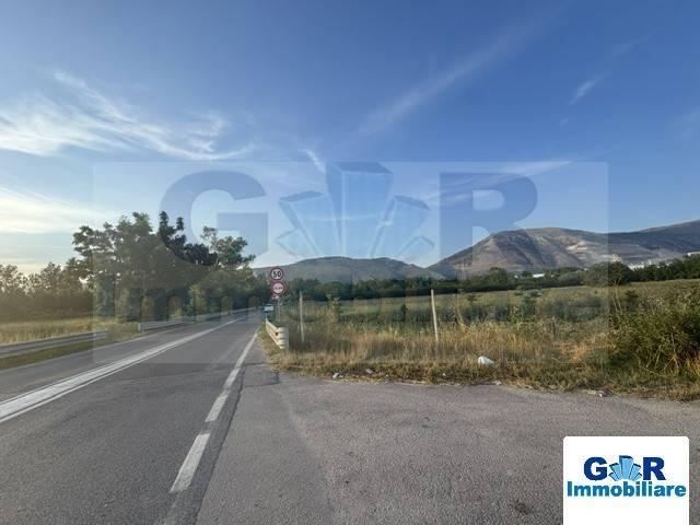 Terreno in vendita a Marigliano, Campania