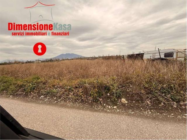 Terreno in vendita a Faibano di Marigliano, Marigliano