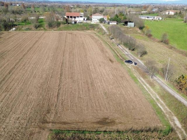 Terreno in vendita a Marmirolo, Lombardia