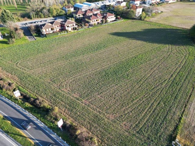 Terreno in vendita a Martignacco, Friuli-Venezia Giulia