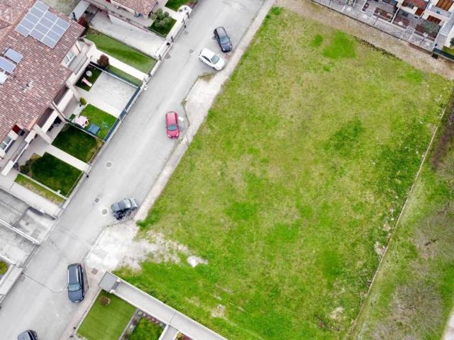 Terreno in vendita a Martinengo, Lombardia