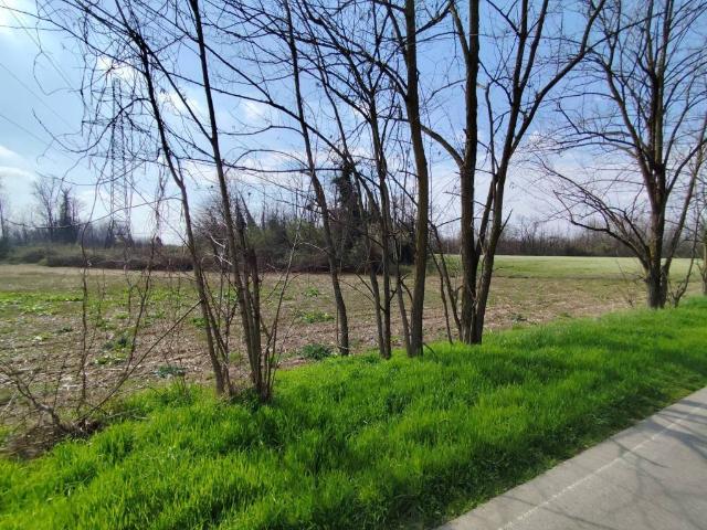 Terreno in vendita a Unione Comuni Basiano Masate, Masate