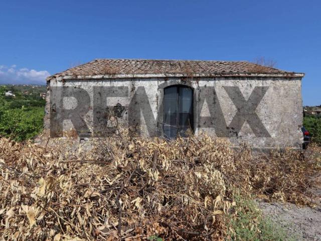 Terreno in vendita a Fondachello, Mascali