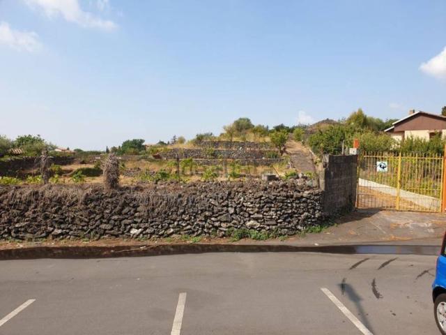 Terreno in vendita a Massannunziata, Mascalucia
