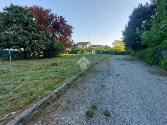 Terreno in vendita a Maserada Sul Piave, Veneto