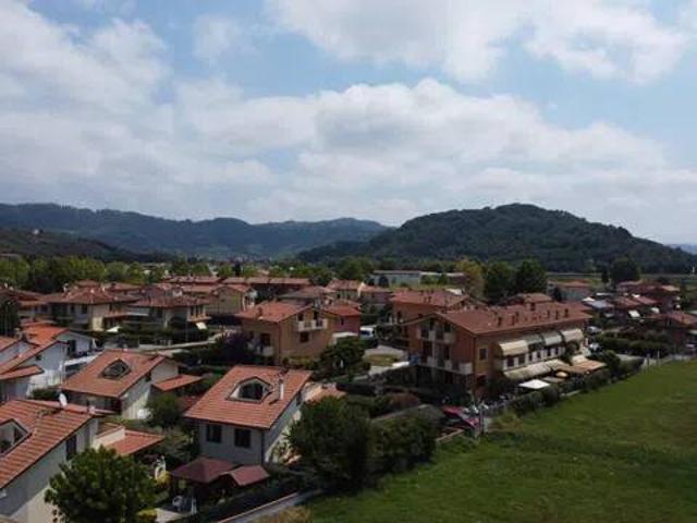 Terreno in vendita a Massarosa, Toscana